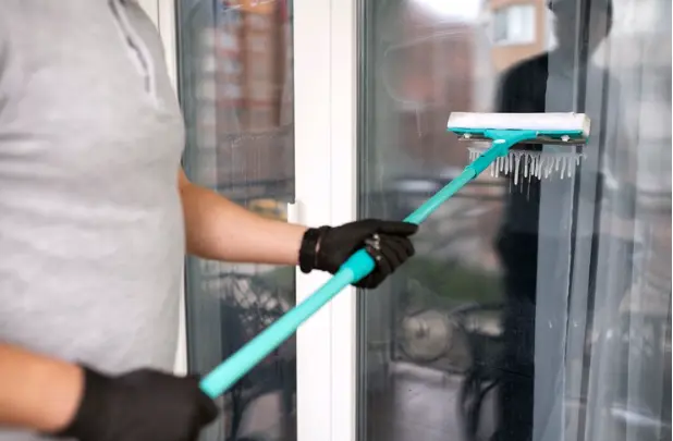 Cleaning Windows