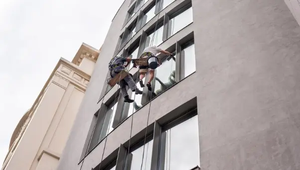 High-Rise Window Cleaning